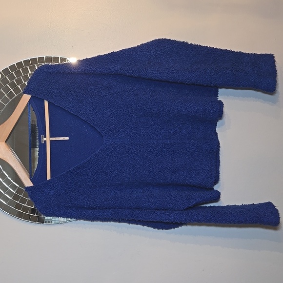 Free People Popcorn Oversized Cropped V-Neck Pullover Sweater NWOT - Picture 5 of 13